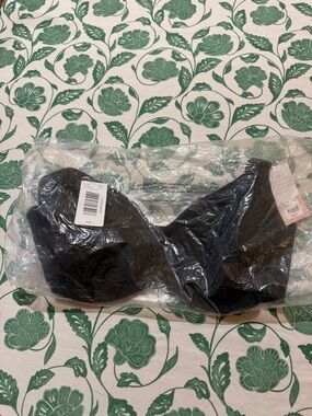 44C Nee Cacique Bra - New with Tags